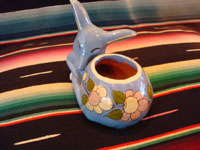 Mexican vintage pottery and ceramics, a bowl in the shape of a wonderful blue fawn, Tlaquepaque, Jalisco, c. 1930. The fawn is beautifully decorated and is highly endearing. Photo of the back of the deer-bowl.