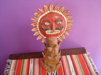 Mexican vintage folk art, a pottery sculpture depicting the sun, attributed to the great Candelario Medrano, Santa Cruz de las Huertas, Jalisco, c. 1950. Main photo of the piece.