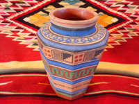 Mexican vintage pottery and ceramics, a pottery vase by Ladislao Orgega, signed on the bottom, Tonala, Jalisco, c. 1930. Another photo of the entire vase.
