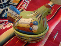 Mexican vintage pottery and ceramics, a lidded casserole dish in the shape of a wonderful nesting chicken, with a fine green background and great artwork decoration, Tlaquepaque, c. 1930-40.  Another angle of the chicken casserole.