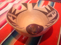 Native American Indian vintage pottery, a beautiful pottery bird-shaped bowl by the master potter, Fannie Nampeyo, signed on the bottom, Arizona, c. 1950's.  Viw from in front of the bowl.