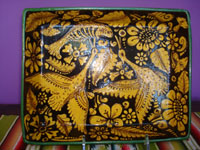 Mexican vintage pottery and ceramics, a beautiful fantasia dish with colorful and very imaginative decorations, Tonala or San Pedro Tlaquepaque, c. 1940's. Main photo of the fantasia bowl.