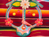 Mexican vintage pottery and folk art, a beautiful "tree of life" with birds and flowers, attributed to the late Heriberto Castillo, father of the very famous Alfonso Castillo, Izucar de Matamoros, c. 1950. Another closeup photo.