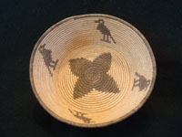 Native American Indian antique basket, a Chemehuevi pictorial basket featuring lovely birds, attributed to basketmaker Mary Smith Hill, Chemehuevi, c. 1920. Main photo of the Indian basket.