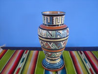 Mexican vintage pottery and ceramics, a lovely petatillo (background of fine cross-hatching resembling a straw mat, or petate, in Spanish), not signed but very possibly from the famous Lucano workshop, Tonala, c. 1930's. Main photo of the vase.