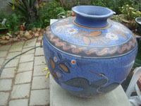 Mexican vintage pottery and ceramics, a stunning blue pottery urn with fabulous artwork and wonderfully burnished, Tonala, Jalisco, c. 1930. Another side view of the urn.