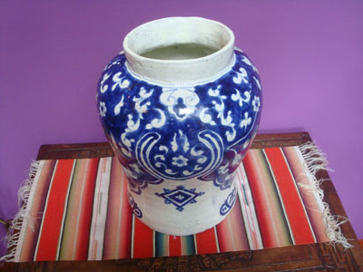 Mexicn vintage pottery and ceramics, a lovely Talavera vase from Puebla, c. 1930.