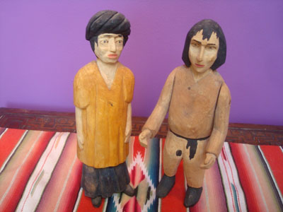 Mexican vintage folk art, a wonderful woodcarved Mixtec couple attributed to the great Manuel Jimenez of Oaxaca, c. 1950's.