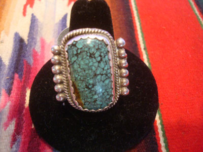 Native American Indian vintage sterling silver jewelry, and Navajo sterling silver jewelry, a stunning Navajo sterling silver ring with beautiful spider-web turquoise and fine silverwork, Arizona or New Mexico, c. 1950.